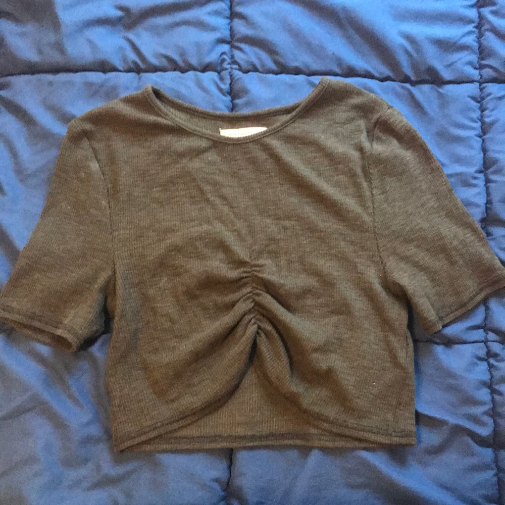 W’s Large Urban Outfitters Crop Top